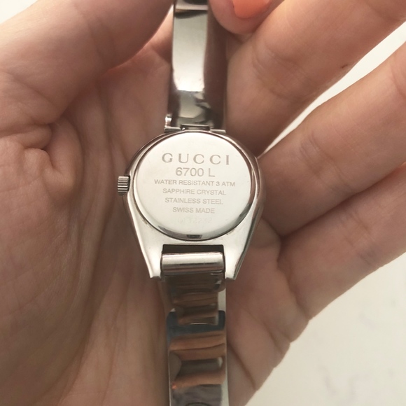 Gucci Silver Buckle Watch main image 4